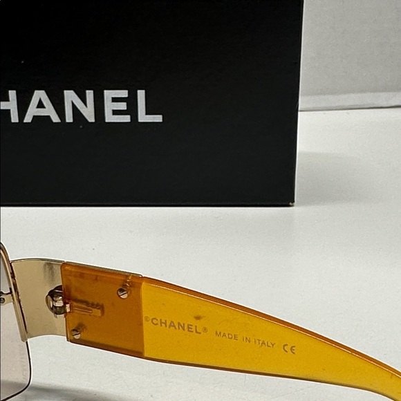 Chanel Crystal Coco CC Logo Sunglasses Vintage Amber Orange Gold Y2K 4095-B Case main image 12